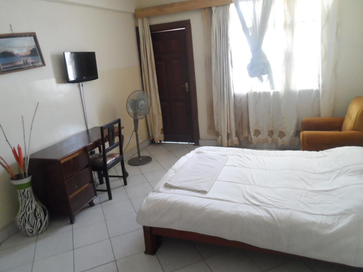 Riversand Hotel Kisumu Exterior photo
