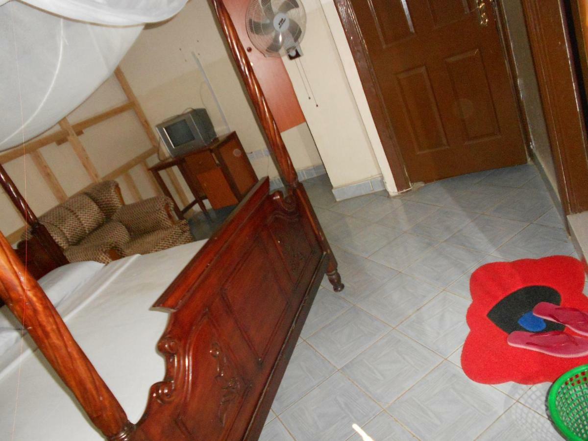 Riversand Hotel Kisumu Exterior photo