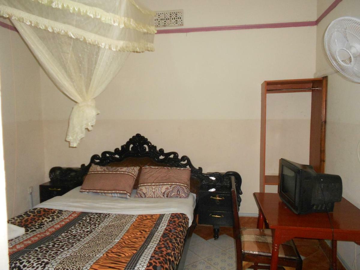 Riversand Hotel Kisumu Exterior photo