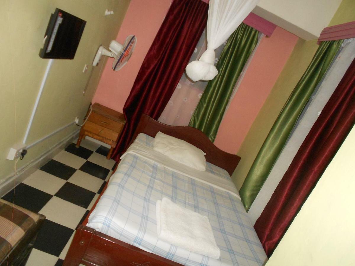 Riversand Hotel Kisumu Exterior photo